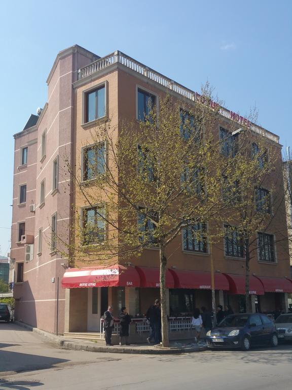 Hotel Lotus Tirana Exterior foto